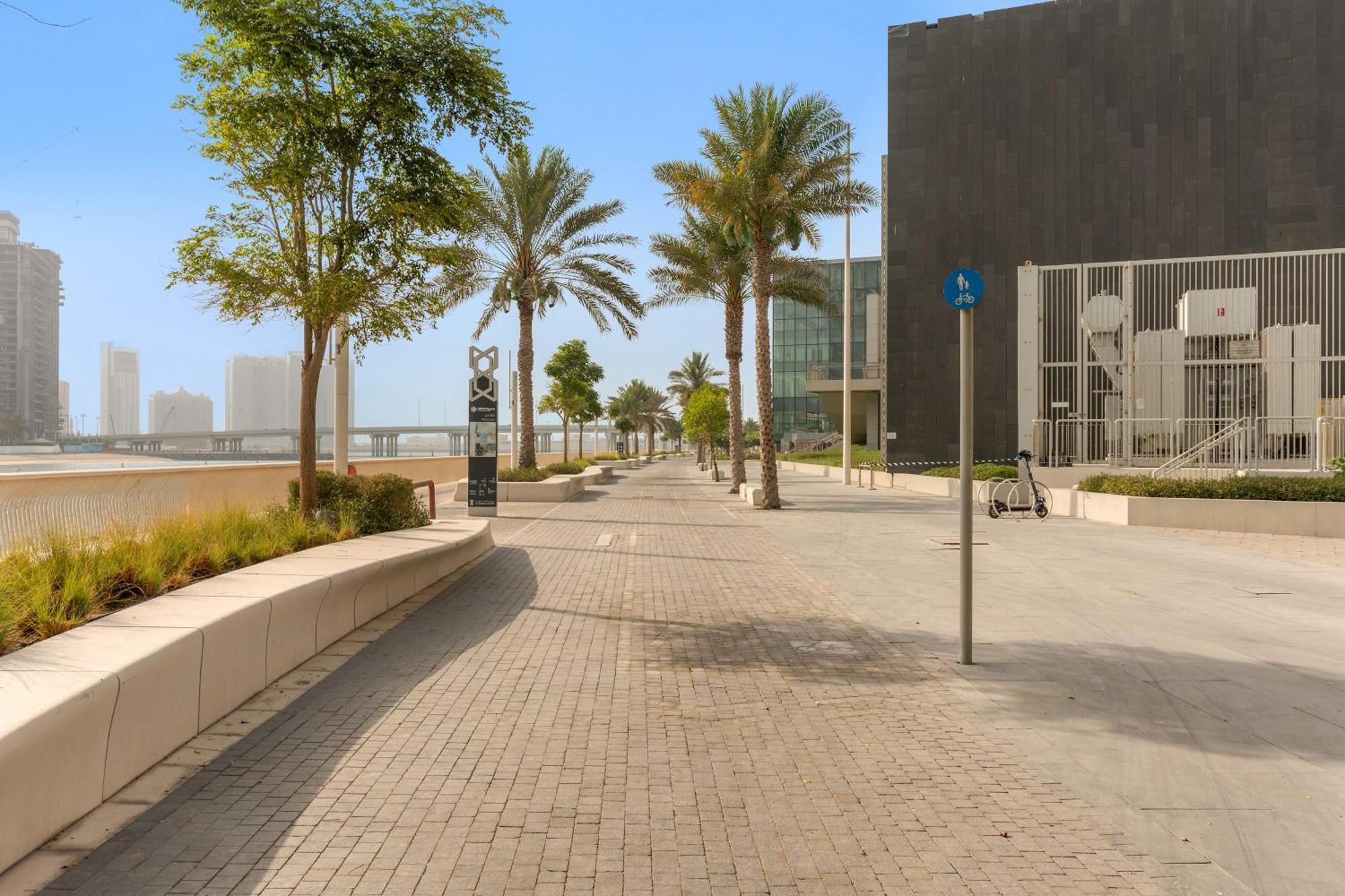 Appartamento Lakeside Luxury Living In Al Maryah Island *